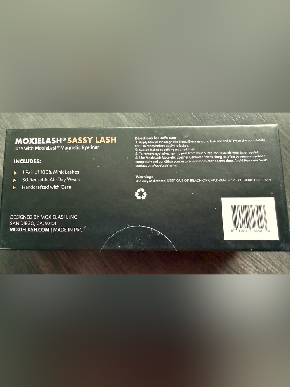 MOXIELASH Sampler Bundle Instant Lash Clusters, Travel Case & More! - Picture 8 of 16
